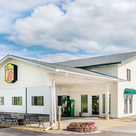 Super 8 By Wyndham Okawville Exterior photo