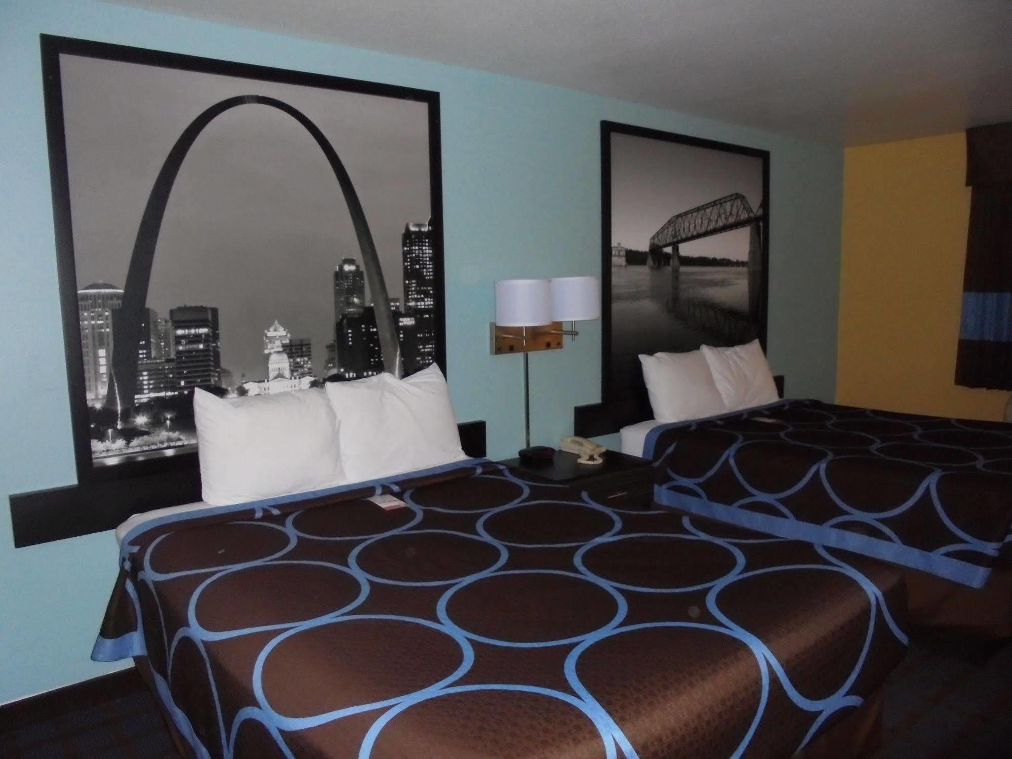 Super 8 By Wyndham Okawville Exterior photo